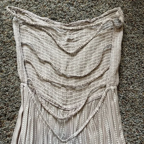 Elan Strapless Open Back Boho Dress - Picture 3 of 3